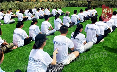 ��վ����